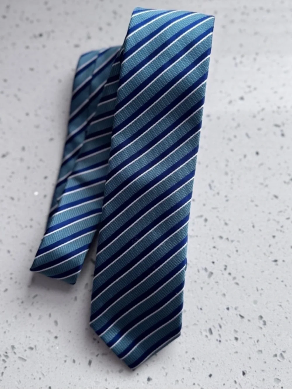 Banana Republic Slim Blue Diagonal Repp Stripe Silk Blend Tie Necktie Like New